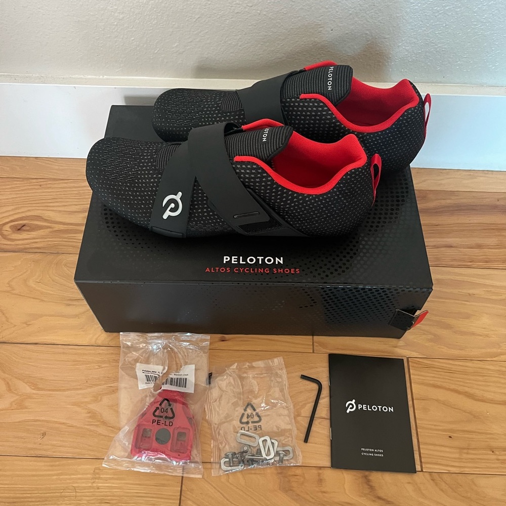 Peloton Altos cycling shoes